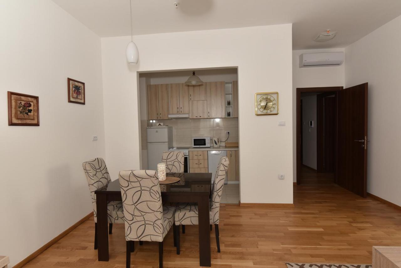 Lux Apartments Kristina Budva Exterior photo