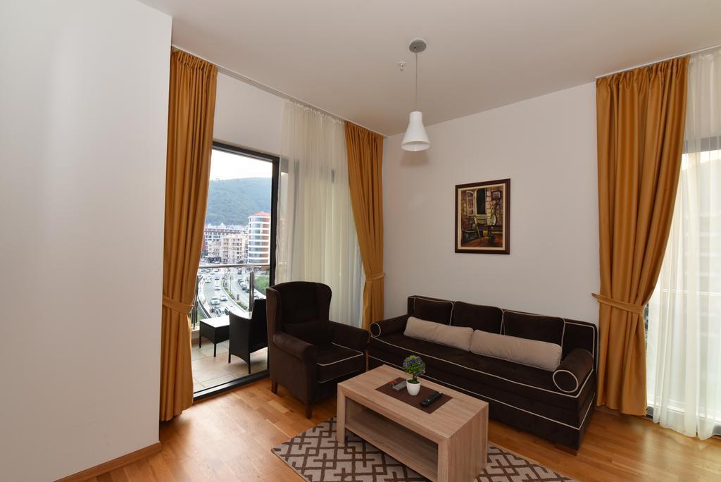 Lux Apartments Kristina Budva Exterior photo